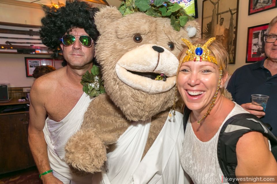 sloppy joes toga party 2015 keywest pictures   41